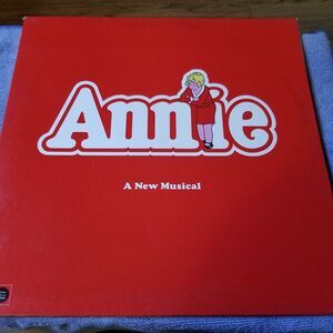 Annie Original Broadway Cast LP – 1977 Columbia 34712 – Vinyl Record